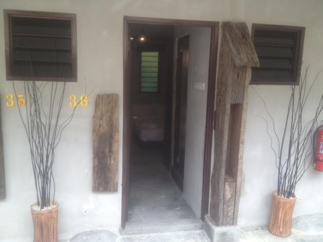 Hs Farm Waterpark Hotel Muar Room photo