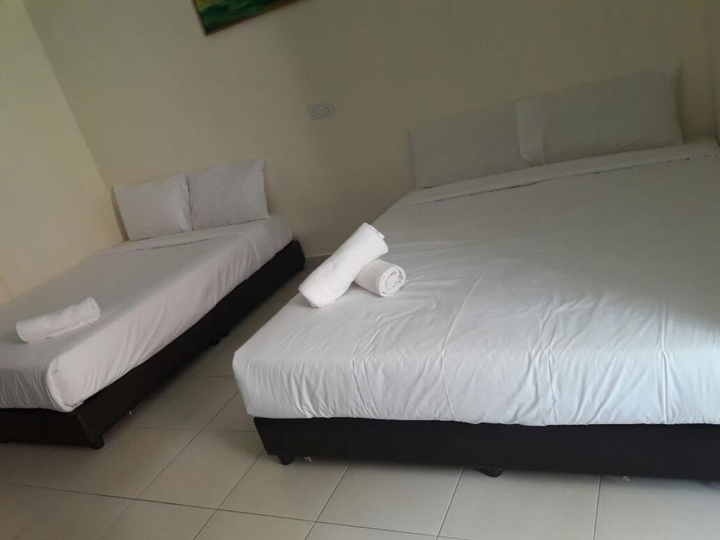 Hs Farm Waterpark Hotel Muar Exterior photo