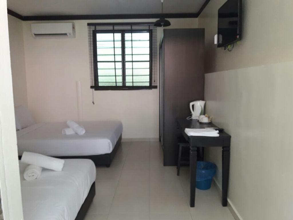 Hs Farm Waterpark Hotel Muar Exterior photo